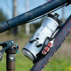 Blackburn Porte-bidon Carbon Side Entry Cage Right -vélo Soldes Blackburn Carbon Side Entry Cage Flaschenhalter Right 359002 f