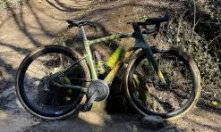 Elite Porte-bidon PRISM Carbon METALLIC -vélo Soldes Elite 0181026 20111590 PRISM Carbon METALLIC Flaschenhalter 5